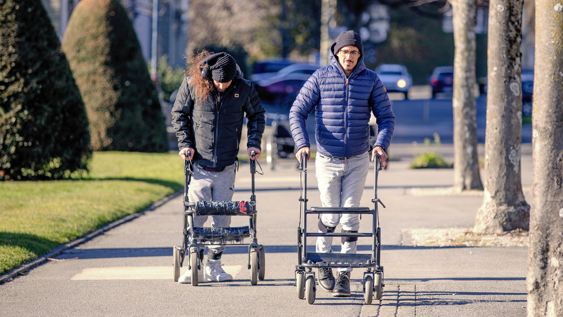 Neurocientíficos suizos desarrollan un sistema de estimulación de la médula espinal que permite a parapléjicos recuperar el movimiento en un día