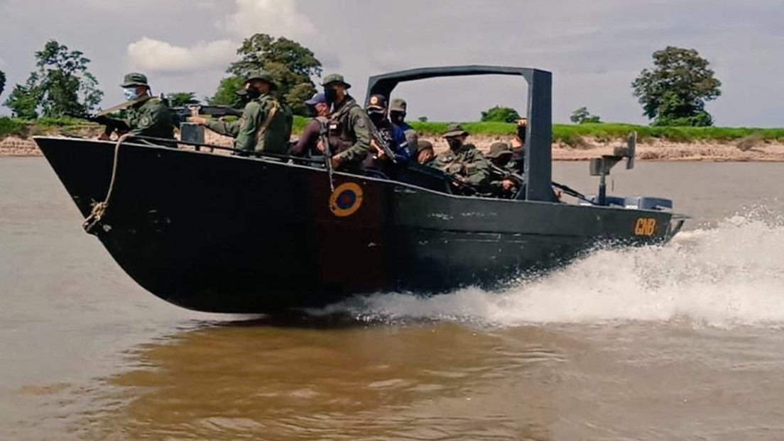 La Fiscalía de Venezuela procesa a 62 integrantes de grupos armados colombianos detenidos en la zona fronteriza