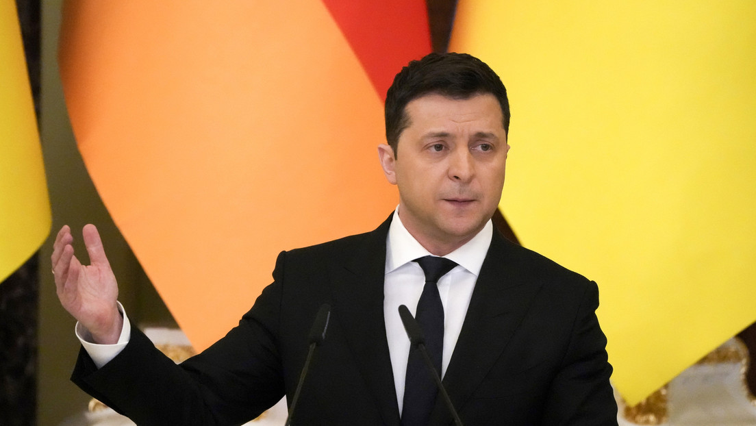 Zelenski habría admitido que Ucrania "ha reñido" con sus socios por "exacerbar" la alarma en el país