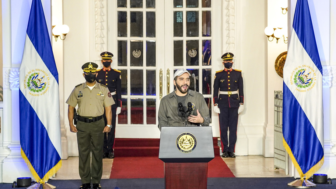 "No intentes controlar algo que no puedes": Bukele increpa a EE.UU. por el bitcóin y le recuerda que El Salvador no es su patio trasero