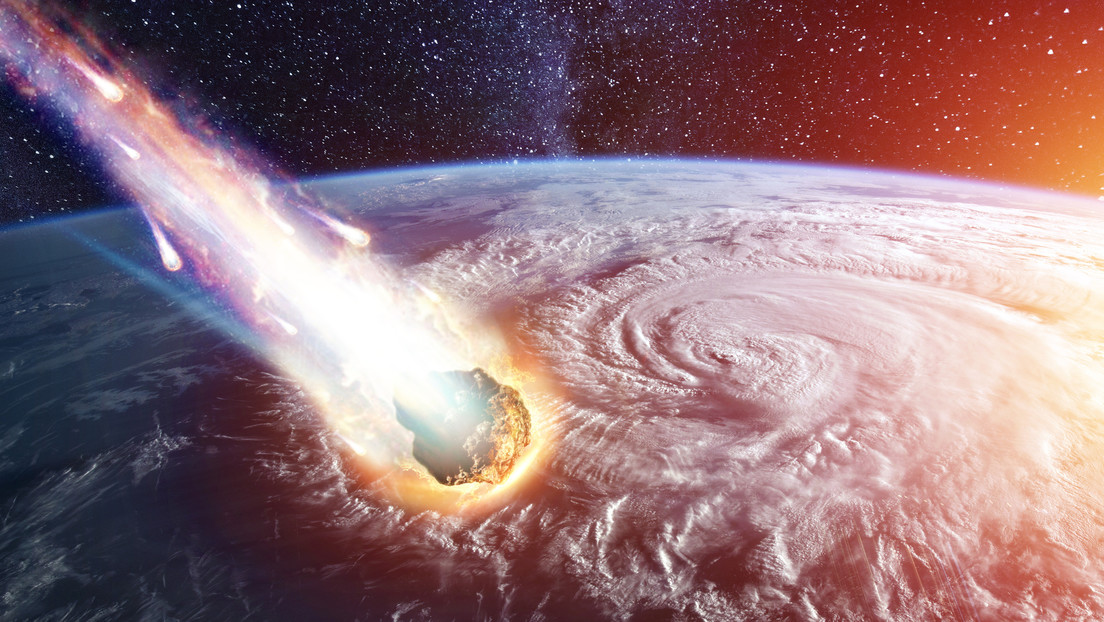 Mujer que casi muere al caer un meteorito sobre su almohada "quiere protegerlo" y solo lo venderá a quien desee exhibirlo