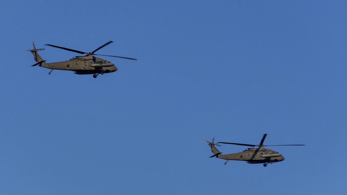 Captan como dos helicópteros Black Hawk de la Guardia Nacional de EE.UU. se estrellan durante un entrenamiento cerca de unas pistas de esquí en Utah