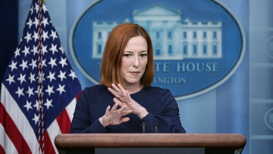 La Casa Blanca dice que unos "hombrecitos verdes" están en el este de Ucrania y actúan como "se comportarían los militares rusos", aunque sin uniforme