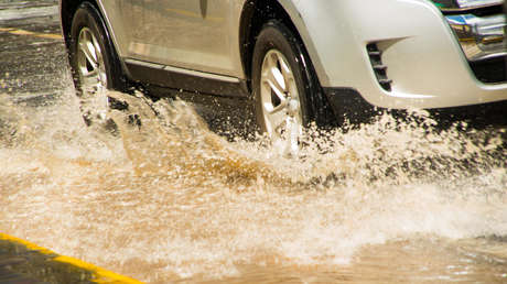 Al menos 11 muertos y 15 heridos tras un fuerte aluvión en Ecuador (VIDEOS)