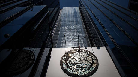 Alcalde mexicano es investigado por realizar varios disparos al aire durante una cabalgata (VIDEO)