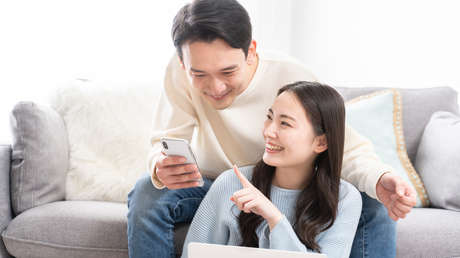 Japón planea reformar una ley del siglo XIX que registra como padres a exmaridos en los certificados de nacimiento