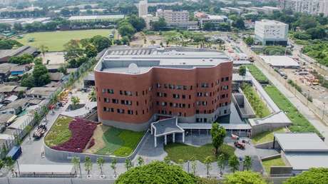 Arrestan a un hombre por instalar cámaras espía en los baños de mujeres de la Embajada de Australia en Bangkok