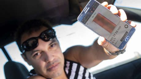 Un artista estadounidense vende un NFT de un bote de basura por 252.000 dólares