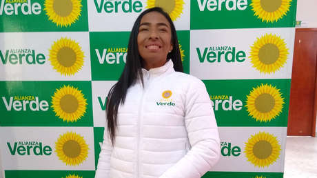 "Me quieren callar y no lo han logrado": atacan a tiros el vehículo en el que viajaba una ambientalista colombiana en Bogotá