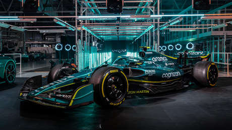 Aston Martin presenta un innovador bólido con el que pretende pelear por el título de la F1 (VIDEO, FOTOS)