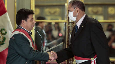 El gabinete de Castillo sigue bajo ataque en Perú: aumenta la presión para que renuncie el nuevo ministro de Salud