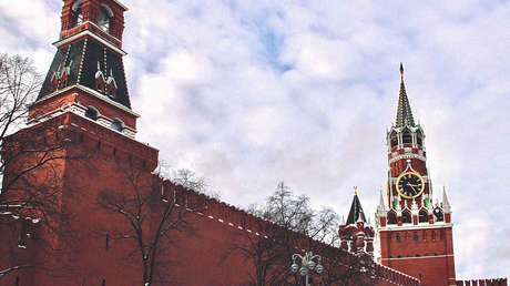 El Kremlin: "Putin tomó nota de la petición de la Duma de reconocer las repúblicas de Donbass, pero ello no concuerda con los Acuerdos de Minsk"