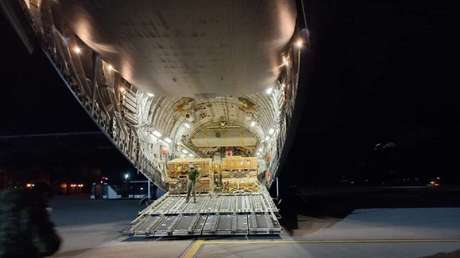 Ucrania recibe un segundo envío de ayuda militar canadiense con ametralladoras y fusiles de francotiradores