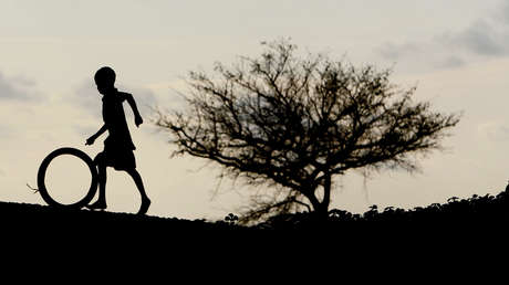 Nigeria emprende un ataque contra bandidos, pero mata por error a siete niños en el país vecino