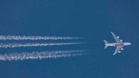 El espacio aéreo de Ucrania queda restringido para la aviación civil debido a un "peligro potencial"
