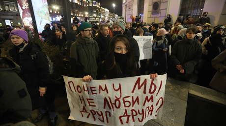 Manifestaciones en rechazo a la operación militar rusa en Ucrania se realizan en diversas ciudades (VIDEO)