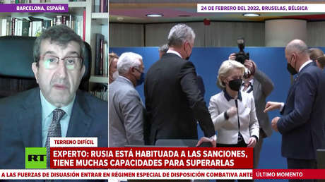 Politólogo argumenta que Rusia está habituada a las sanciones y tiene capacidades para superarlas