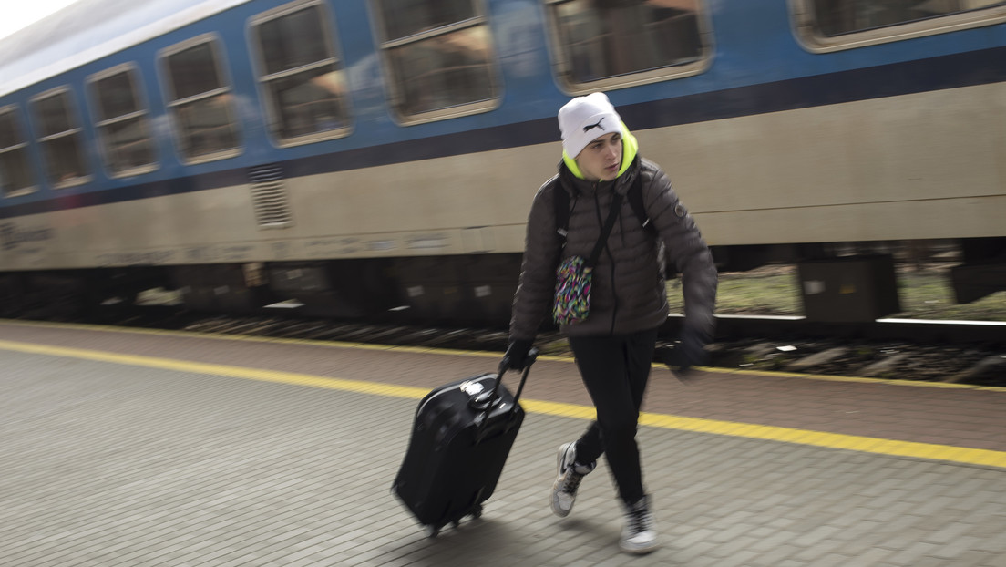 ONU: Más de 1,5 millones de personas han huido de Ucrania en "la crisis de refugiados de más rápido crecimiento en Europa desde la II Guerra Mundial"