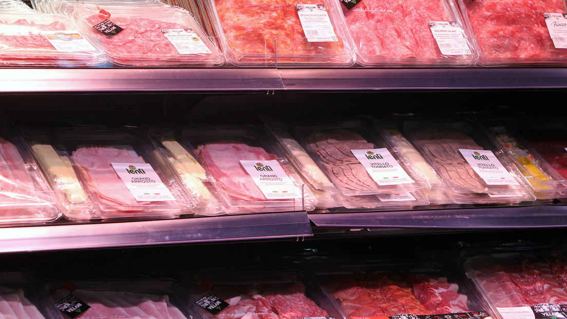 El ministro alemán de Agricultura insta a la población a comer menos carne para que Rusia no use su "poder de exportación" como 'arma'