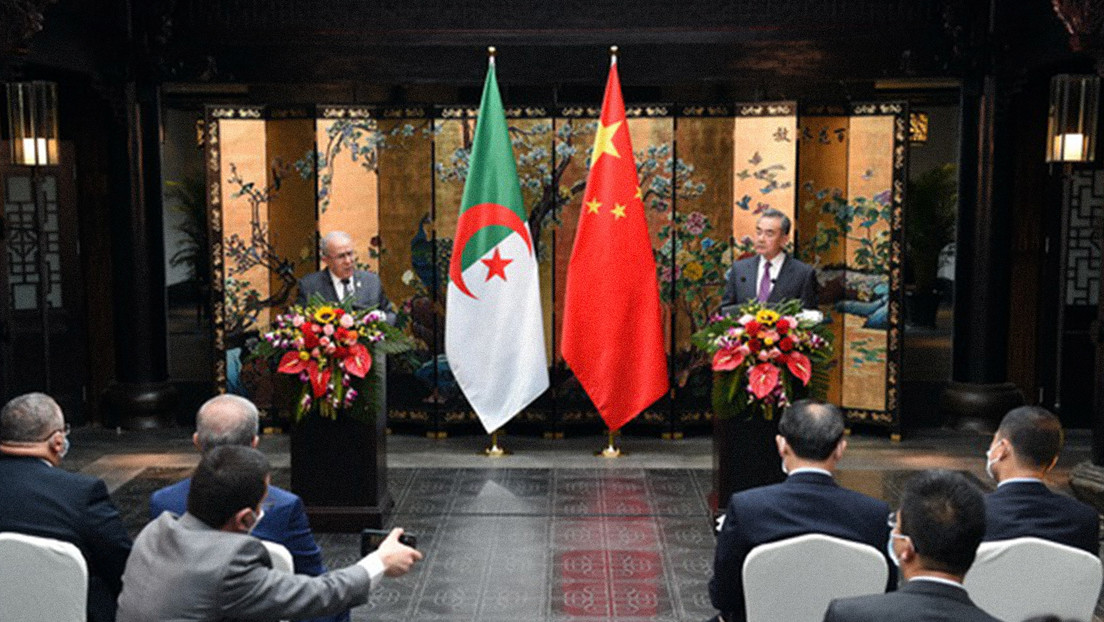 El canciller chino: Es peligroso dividir el mundo en "amigos o enemigos" a la hora de abordar opiniones divergentes