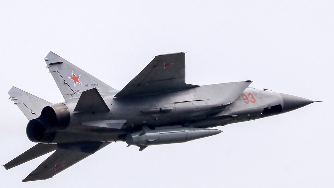 Biden dice que entre el misil hipersónico ruso Kinzhal y cualquier otro "no hay mucha diferencia, salvo que es casi imposible detenerlo"