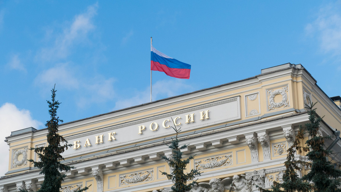 Reino Unido añade la prohibición de hacer transacciones en oro a la lista de sanciones impuestas al Banco Central de Rusia