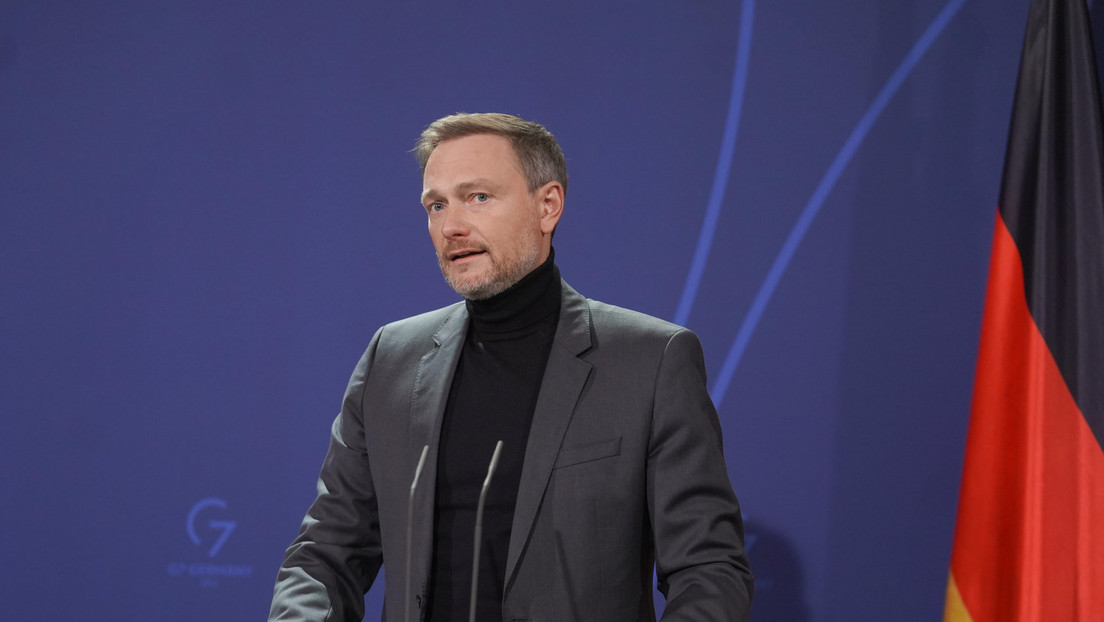 El ministro de Economía alemán aconseja a los proveedores de energía de su país que no paguen por el gas ruso en rublos