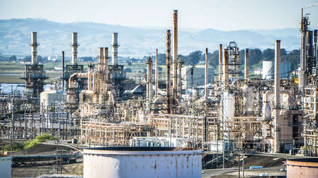 El precio del crudo Brent podría llegar a 185 dólares por barril a finales del año si las sanciones contra Rusia persisten