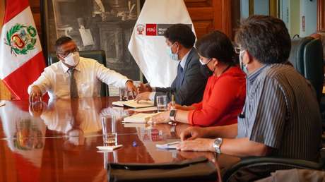 Crisis de gobierno en Perú: El nuevo Gabinete de Pedro Castillo en vilo ante la posibilidad de que el Congreso le niegue el voto de confianza