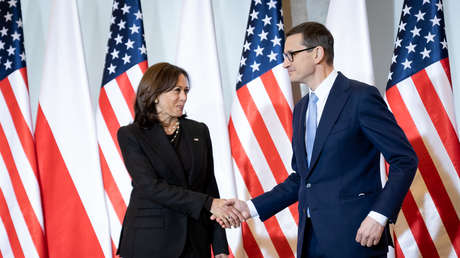 Critican a Kamala Harris por reírse tras una pregunta sobre los refugiados ucranianos (VIDEO)