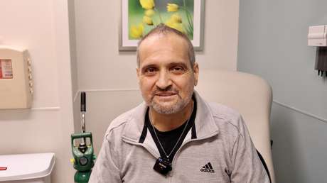 Cirujanos salvan la vida de un hombre con cáncer terminal mediante un trasplante doble de pulmón "extremadamente infrecuente"