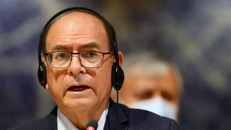 El canciller peruano pide "facilitar" la presencia de tres representantes de la OEA en el debate de la nueva vacancia contra Castillo