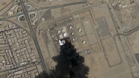 Así se ve desde el espacio la refinería de Saudi Aramco tras el ataque de los rebeldes hutíes de Yemen