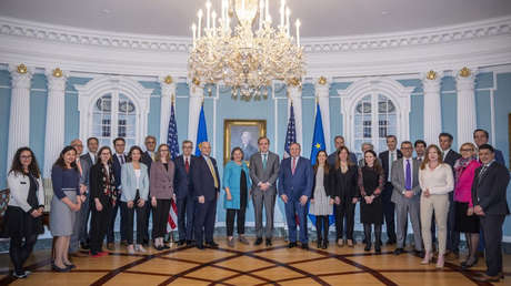 EE.UU. y Europa celebran una primera sesión de alto nivel para abordar los pasos destinados a "aislar aún más a Rusia"