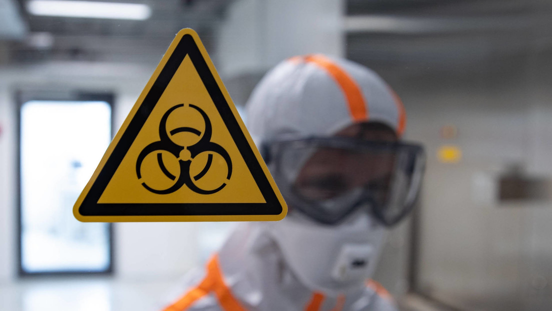 China insta a EE.UU. a responder a las acusaciones de Rusia sobre las actividades de sus laboratorios biológicos en Ucrania