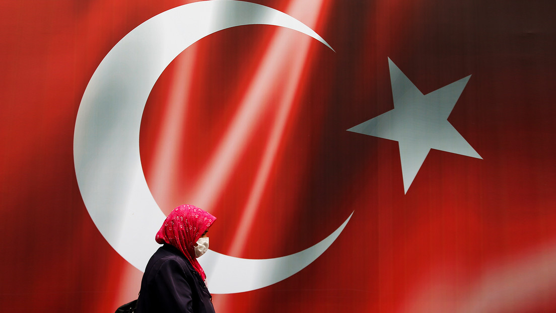 "¿Quién hablará con Rusia si todos queman los puentes?": Turquía afirma que no se unirá a las sanciones antirrusas