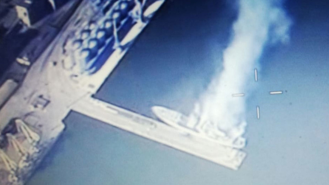 Nacionalistas prenden fuego a un buque militar ucraniano en el puerto de Mariúpol en una nueva "provocación", denuncia la Milicia Popular de Donetsk