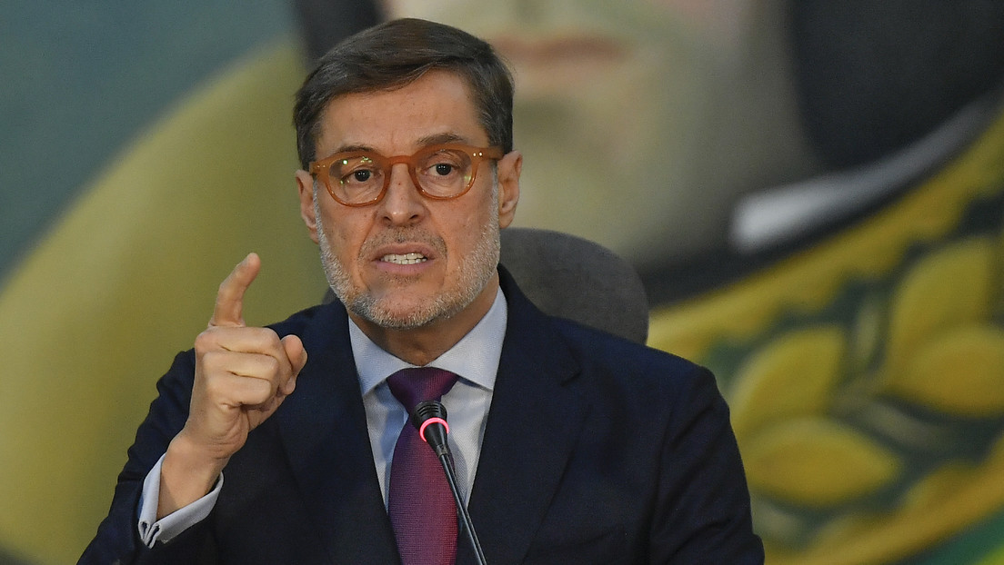 El canciller venezolano invita a su par estadounidense a establecer una "ruta de diálogo" y pide poner fin a las sanciones