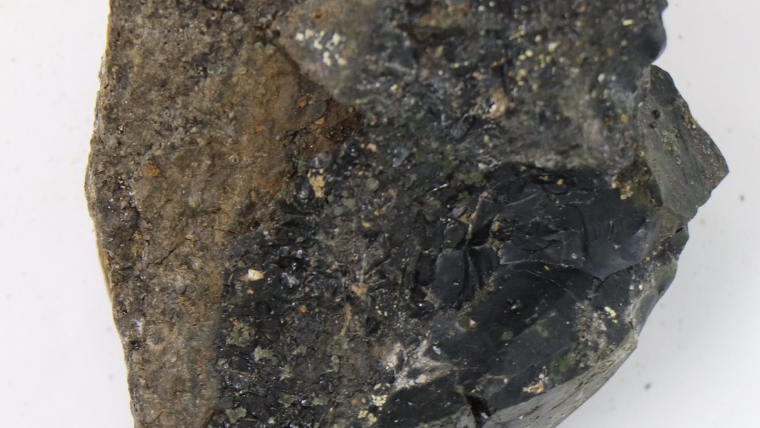 Científicos confirman la roca más caliente jamás encontrada en la Tierra (que se formó a 2.370 ºC)