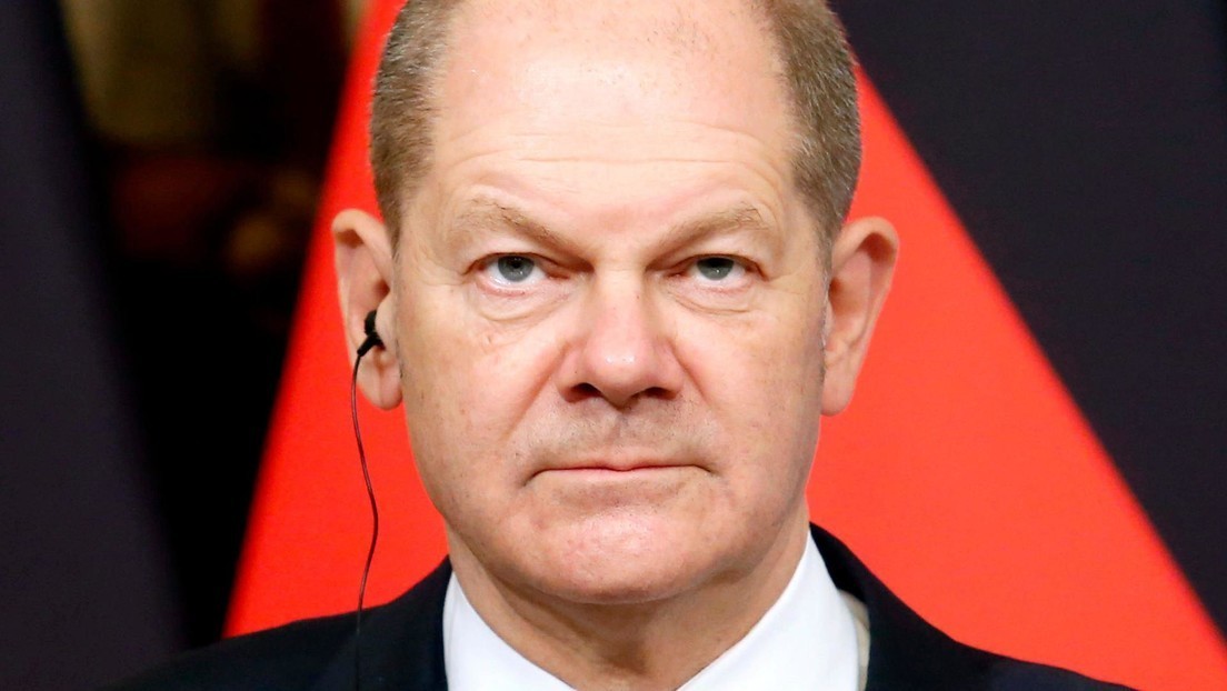 "Solo puedes entregar lo que tienes y puedes dar": Olaf Scholz expone su política de asistencia militar a Ucrania