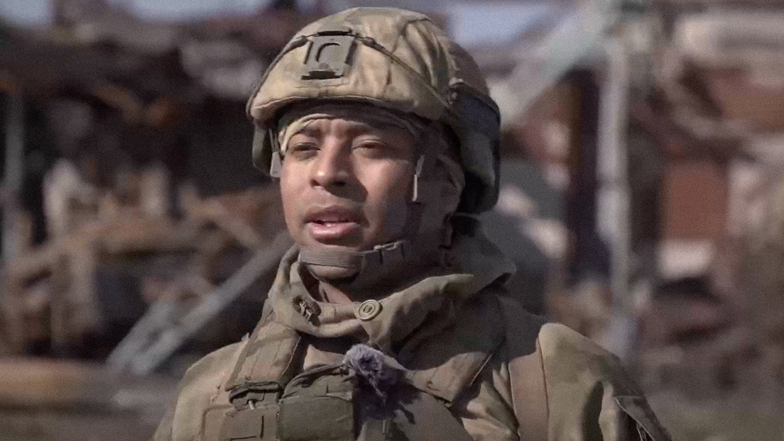 Voluntario colombiano entre los defensores de Donbass: "El Estado español no va a conseguir la paz" enviando armas (VIDEO)