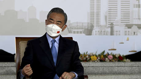 China sobre el conflicto en Ucrania: "No podemos llamar al cese de las hostilidades mientras transportamos muchas armas para intensificarlas aún más"