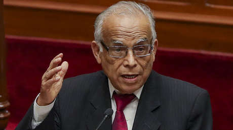 "El criminal más avezado puede hacer cosas positivas": El jefe de ministros de Perú insiste en halagar a Hitler (y también a Fujimori)