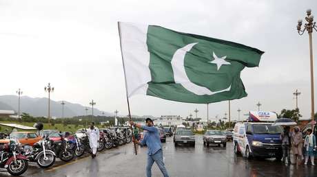 Pakistán prueba con éxito Shaheen-III, el misil balístico capaz de transportar ojivas nucleares y que tiene un alcance de 2.750 kilómetros (VIDEO)