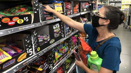 Detectan químicos nocivos en juguetes y alimentos enlatados de tiendas de descuento de EE.UU.