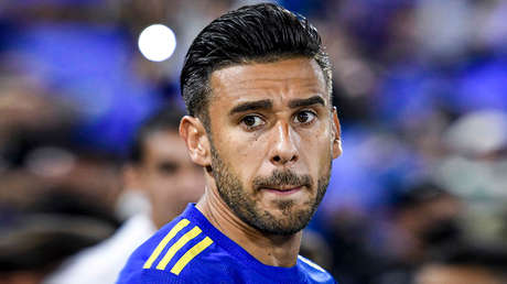 Un jugador de Boca Juniors está prófugo después de atropellar a su pareja