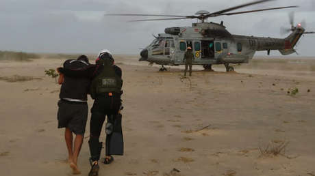 Náufragos son rescatados en el río Amazonas gracias a una nota enviada en una botella