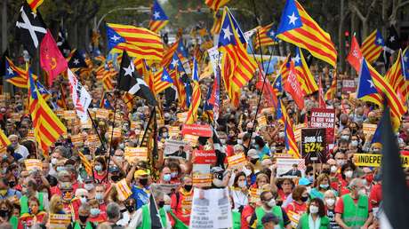 Una investigación de Citizen Lab denuncia que 65 políticos y líderes catalanes fueron espiados con el 'software' Pegasus