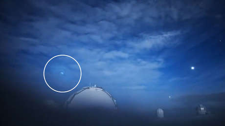 VIDEO: Captan una curiosa espiral de combustible que dejó el cohete Falcon 9 en el cielo de Hawái