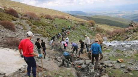 Restauran un sistema de acequias de más de mil años de antigüedad en el sur de España para hacer frente a la sequía
